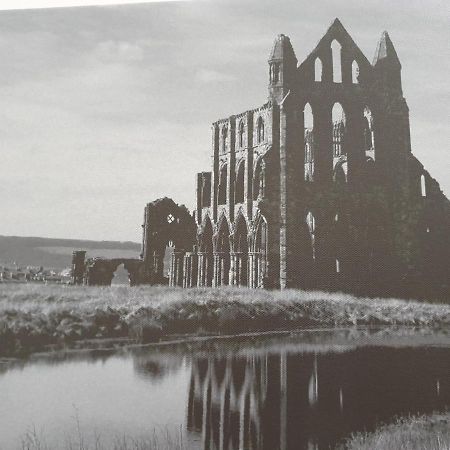Chartwell Retreat Apartment Whitby Bagian luar foto