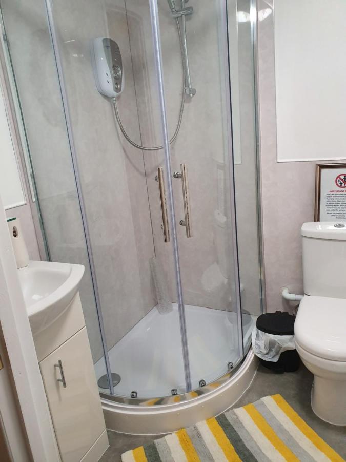 Chartwell Retreat Apartment Whitby Bagian luar foto